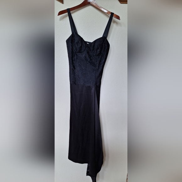 Angelo Tarlazzi Womens Black Lace Bodice Asymmetrical Hem Dress. Size 38 (EU) - Picture 1 of 8